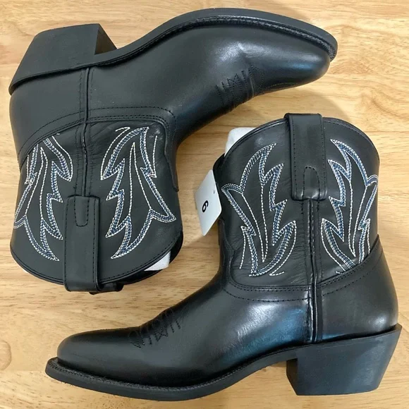 Women’s Short Cowboy Boots Black Leather Boots NWOB Size 6 Soto Janis - Picture 13 of 15